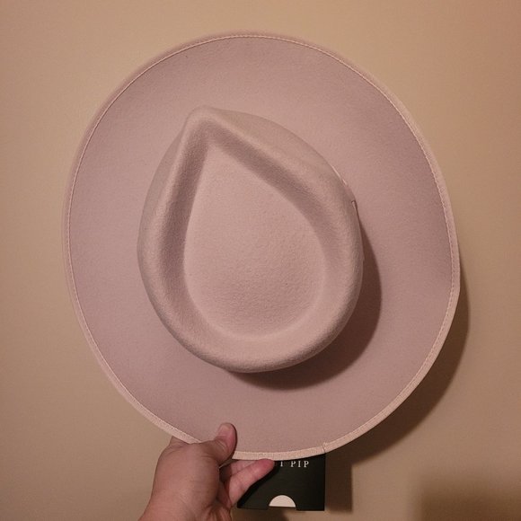 Gigi Pip Hat - Picture 1 of 4